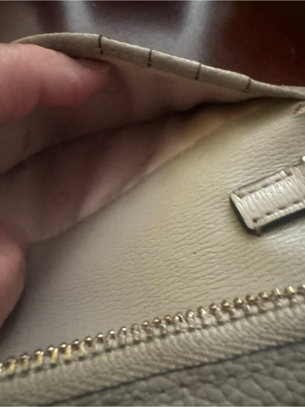 kate spade Two-Tone Pebbled Leather Card Case in Black and Taupe